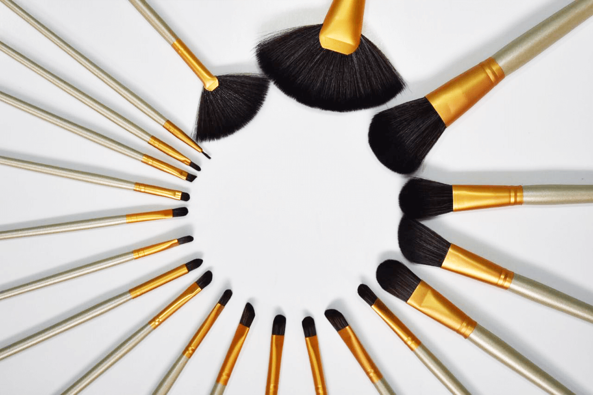 Trucos y consejos eficaces para limpiar las brochas de maquillaje